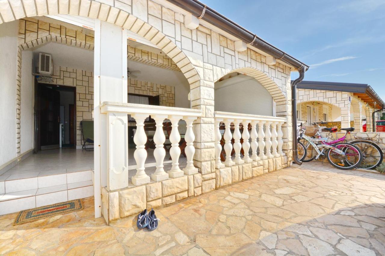 Apartment Puntadura Beach Vir Esterno foto